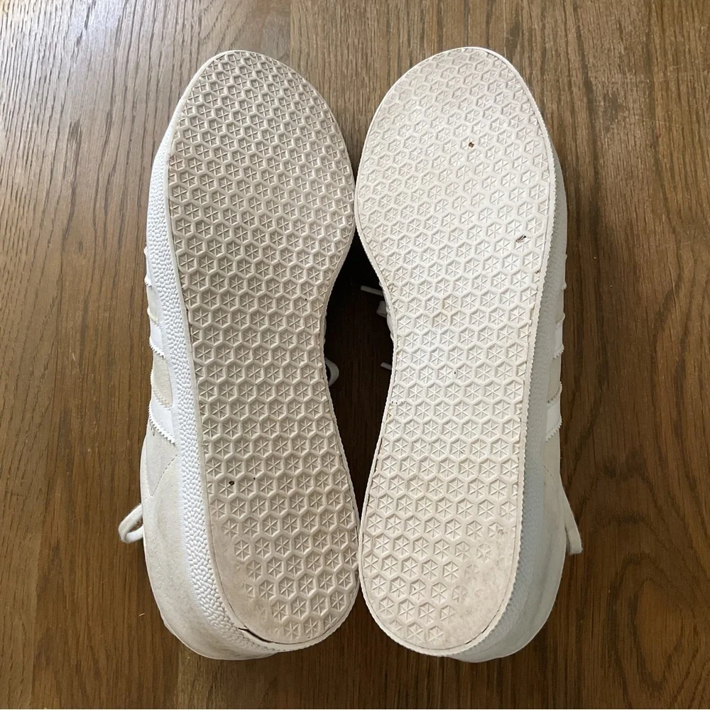 Adidas Gazelle Originals Men’s Sneaker Off White Size 11